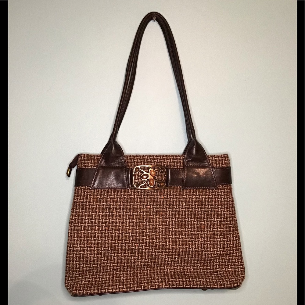 MUCROS POCKETBOOK